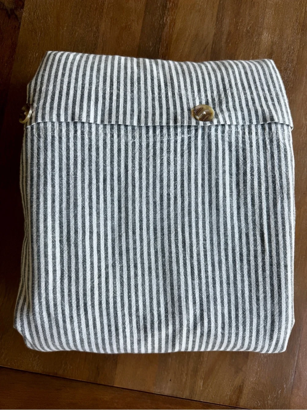 Pottery Barn Wheaton Stripe Duvet Cover in White and Gray - King